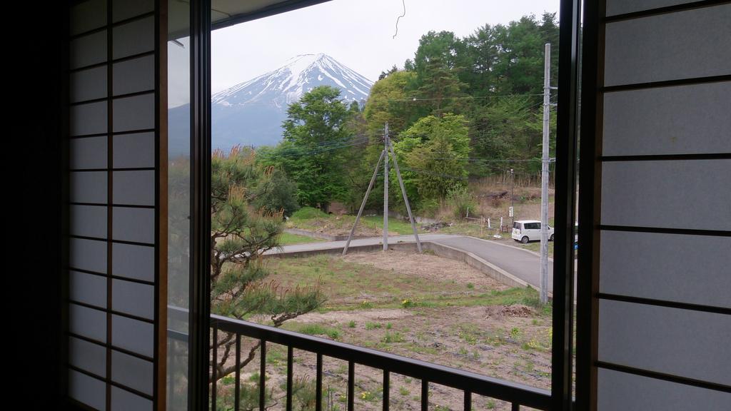 Teishaba Guesthouse&Cafe Fujiyoshida Chambre photo