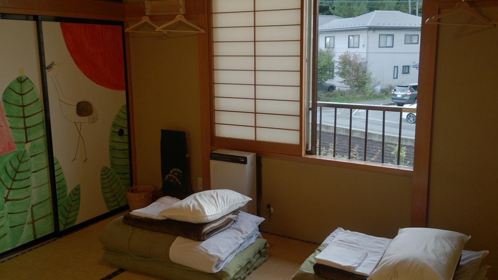 Teishaba Guesthouse&Cafe Fujiyoshida Extérieur photo